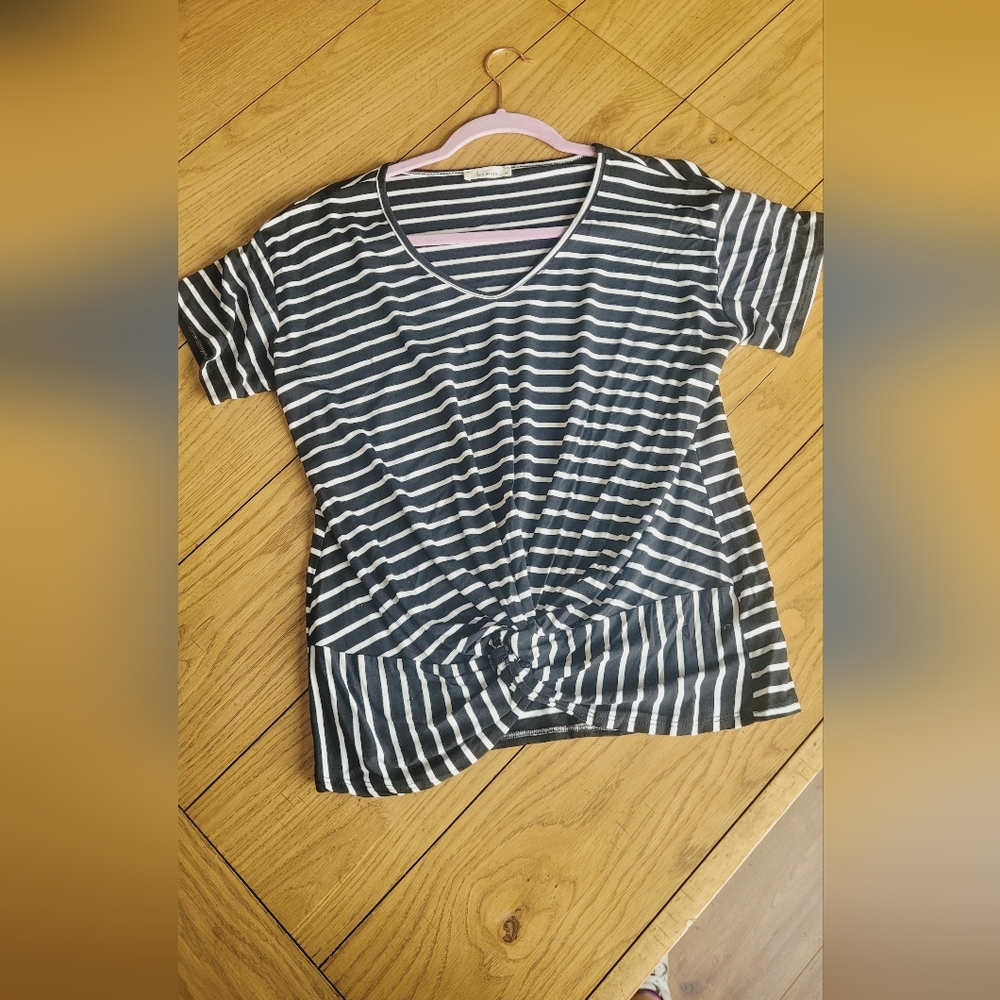 Short Sleeve Top